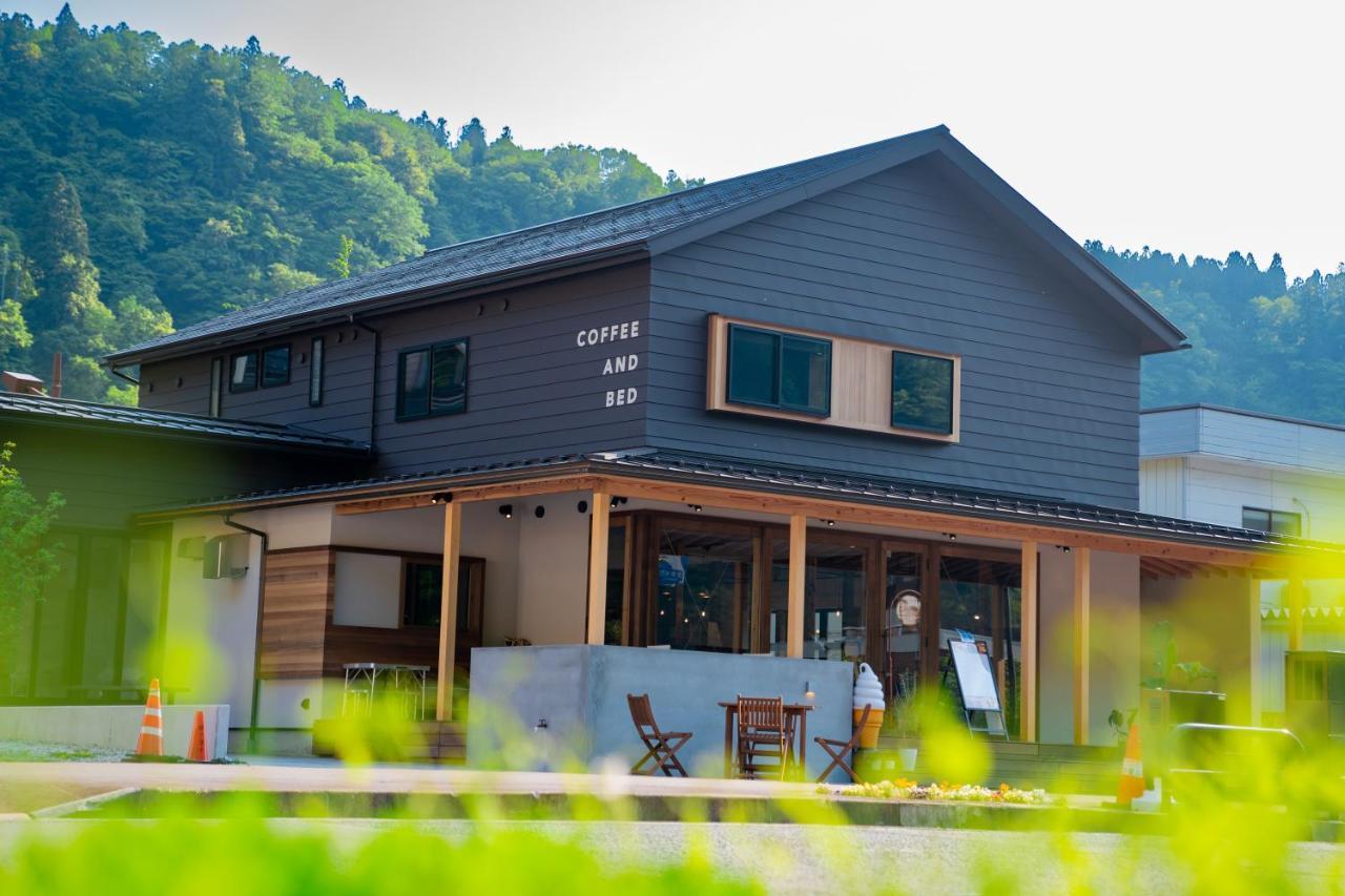 Locomotion Coffee And Bed Tateyama  Exterior foto