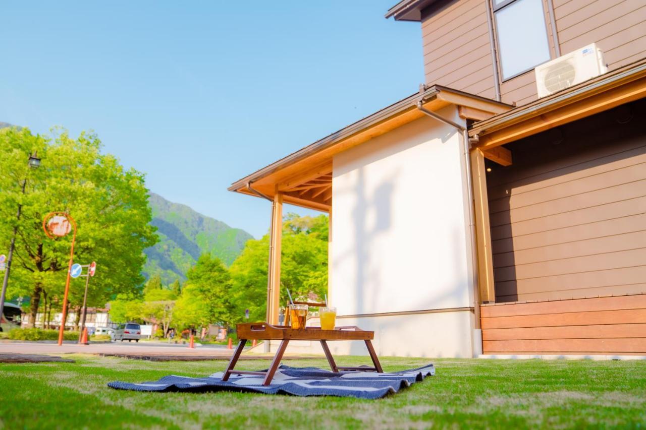 Locomotion Coffee And Bed Tateyama  Exterior foto